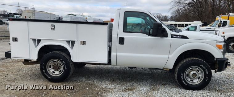 image for item JB9656 2012 Ford F250 Super Duty XL  utility bed pickup truck