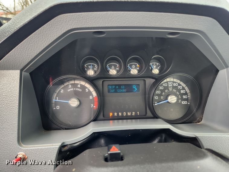 image for item JB9656 2012 Ford F250 Super Duty XL  utility bed pickup truck