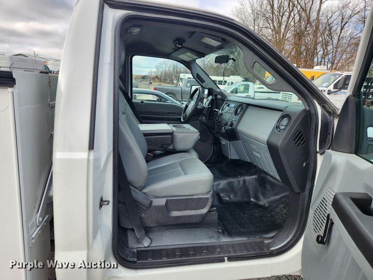 image for item JB9656 2012 Ford F250 Super Duty XL  utility bed pickup truck