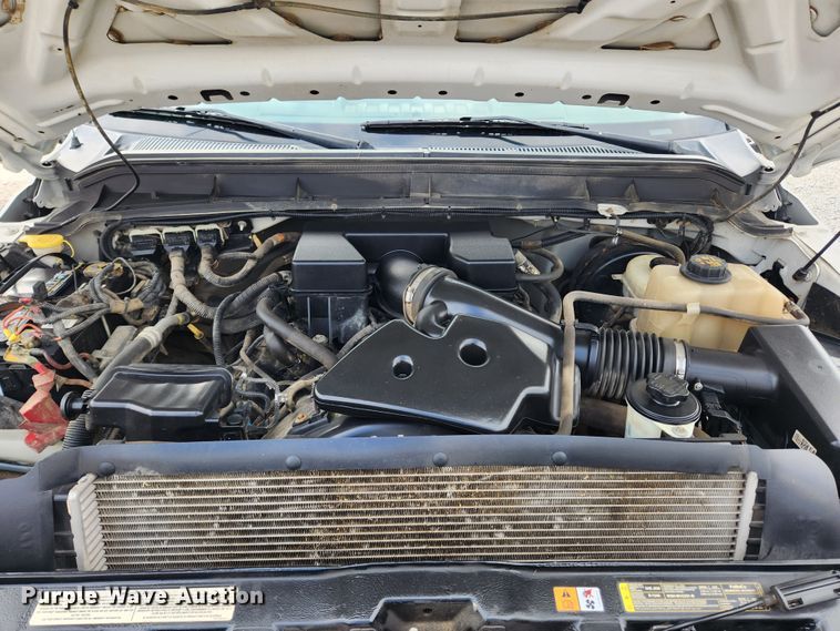 image for item JB9656 2012 Ford F250 Super Duty XL  utility bed pickup truck