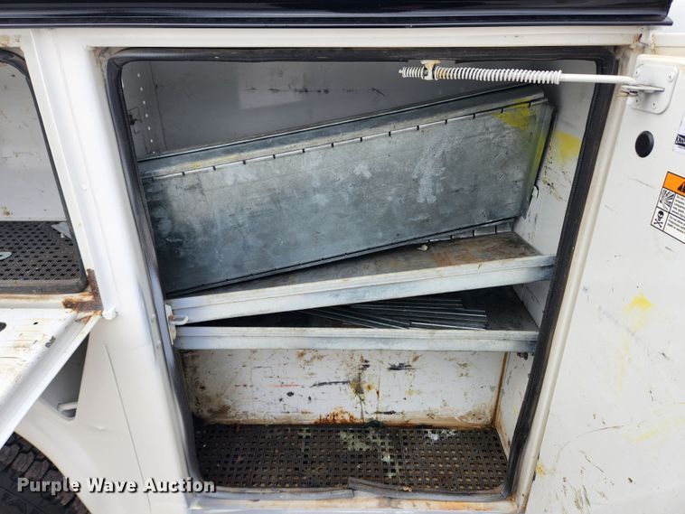 image for item JB9656 2012 Ford F250 Super Duty XL  utility bed pickup truck