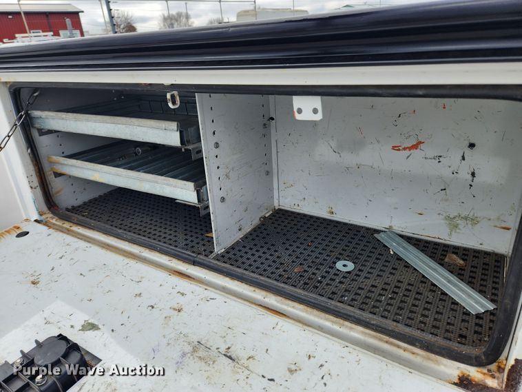 image for item JB9656 2012 Ford F250 Super Duty XL  utility bed pickup truck