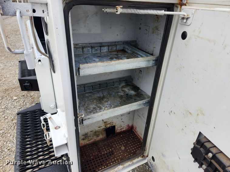 image for item JB9656 2012 Ford F250 Super Duty XL  utility bed pickup truck