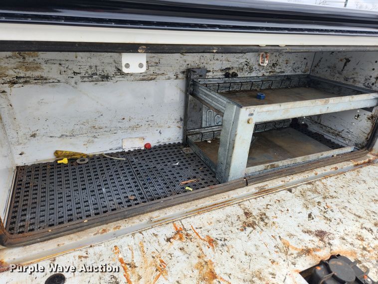 image for item JB9656 2012 Ford F250 Super Duty XL  utility bed pickup truck