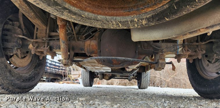 image for item JB9656 2012 Ford F250 Super Duty XL  utility bed pickup truck