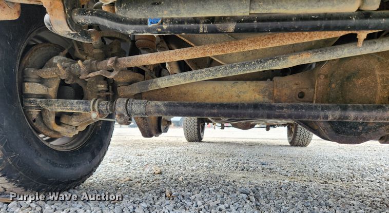 image for item JB9656 2012 Ford F250 Super Duty XL  utility bed pickup truck