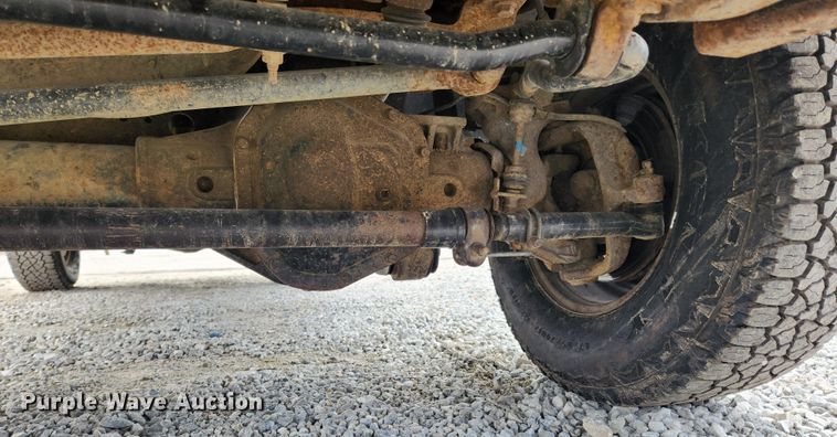 image for item JB9656 2012 Ford F250 Super Duty XL  utility bed pickup truck