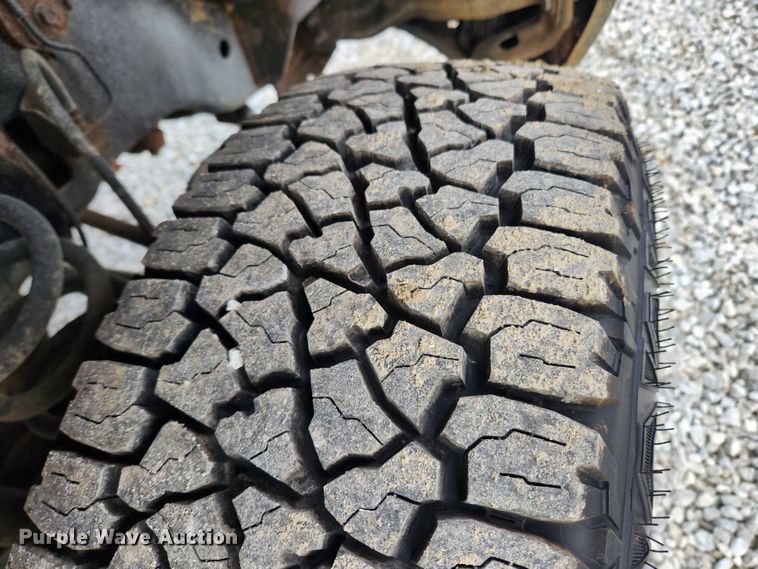 image for item JB9656 2012 Ford F250 Super Duty XL  utility bed pickup truck