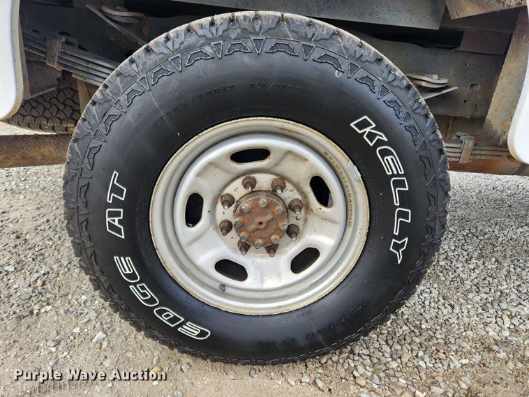 image for item JB9656 2012 Ford F250 Super Duty XL  utility bed pickup truck