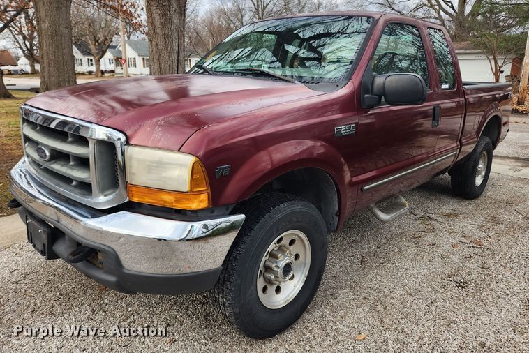 image for item JB9657 2000 Ford F250 Super Duty XLT  SuperCab pickup truck