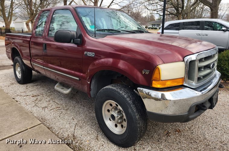 image for item JB9657 2000 Ford F250 Super Duty XLT  SuperCab pickup truck