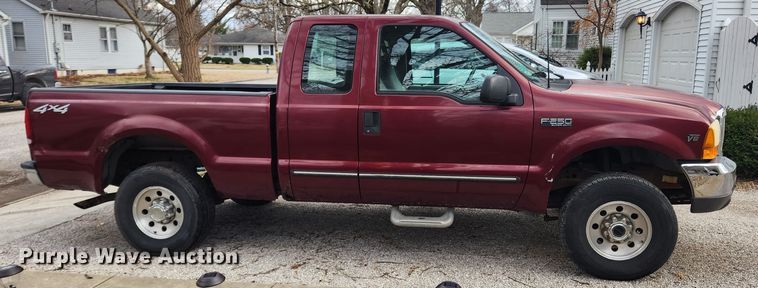 image for item JB9657 2000 Ford F250 Super Duty XLT  SuperCab pickup truck