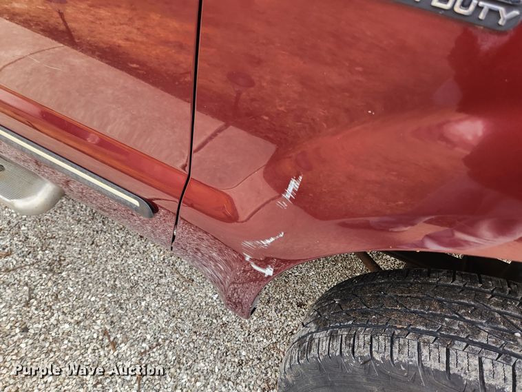 image for item JB9657 2000 Ford F250 Super Duty XLT  SuperCab pickup truck