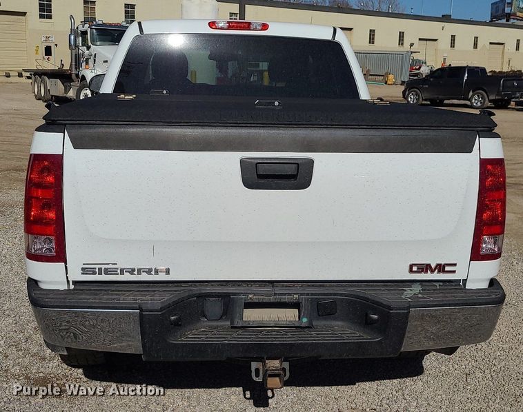 image for item JG9372 2012 GMC Sierra 1500  Crew Cab pickup truck