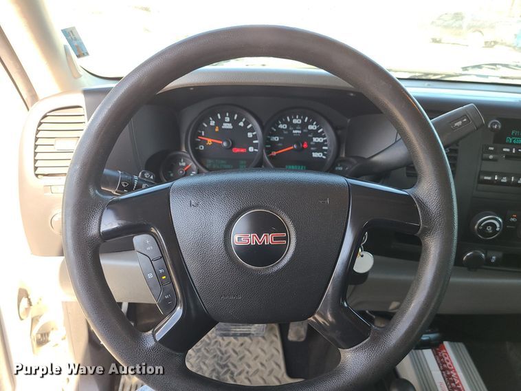 image for item JG9372 2012 GMC Sierra 1500  Crew Cab pickup truck