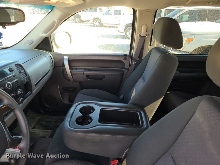 image for item JG9372 2012 GMC Sierra 1500  Crew Cab pickup truck