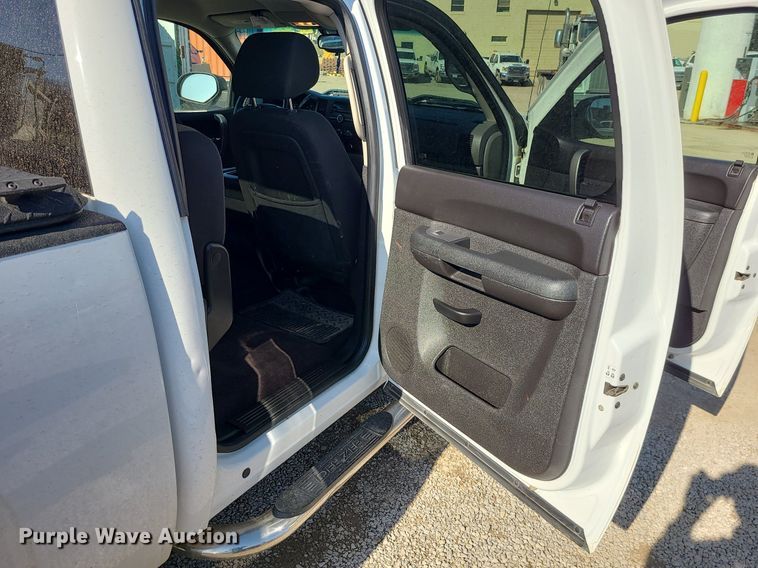 image for item JG9372 2012 GMC Sierra 1500  Crew Cab pickup truck