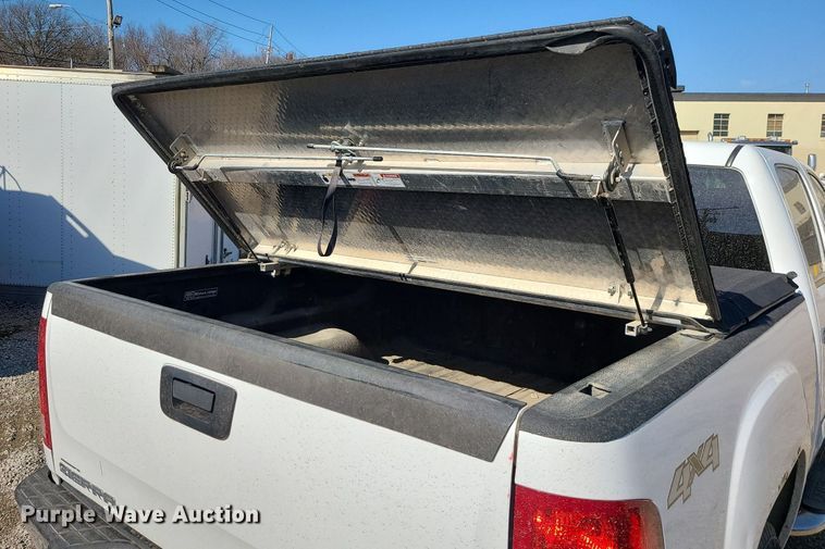 image for item JG9372 2012 GMC Sierra 1500  Crew Cab pickup truck