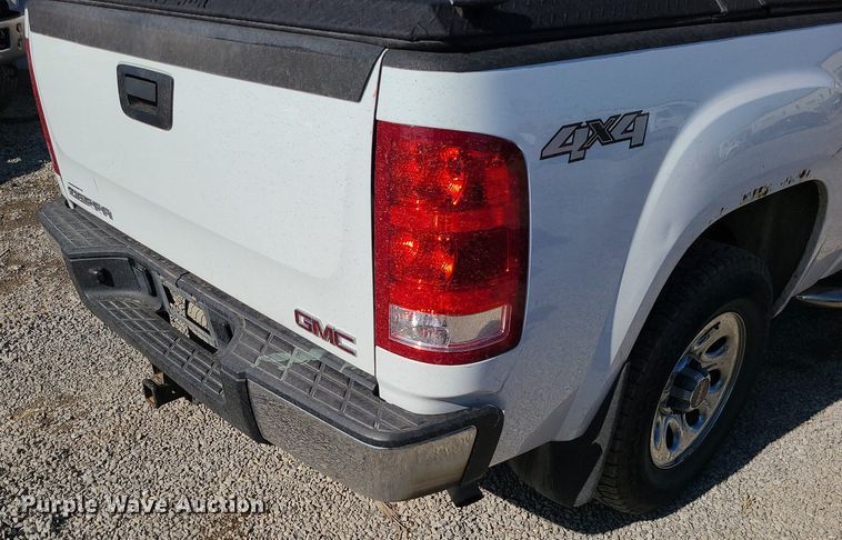 image for item JG9372 2012 GMC Sierra 1500  Crew Cab pickup truck