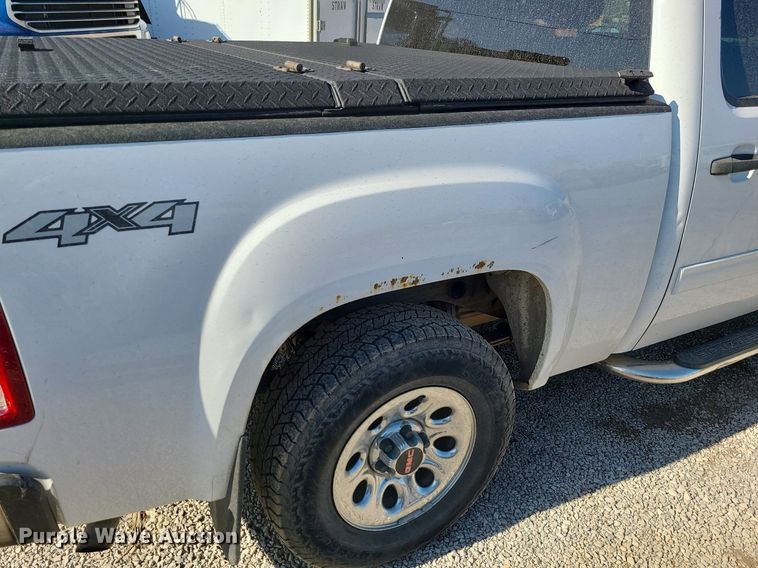 image for item JG9372 2012 GMC Sierra 1500  Crew Cab pickup truck