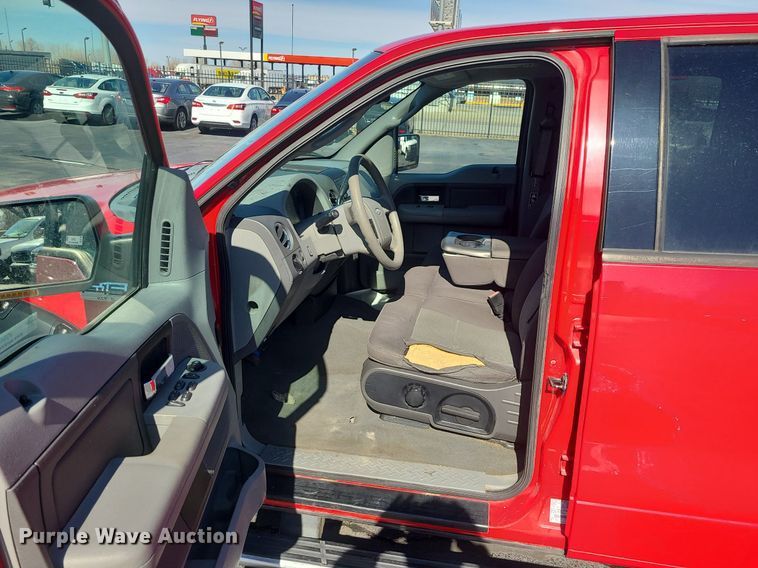 image for item JG9413 2004 Ford F150  SuperCrew pickup truck