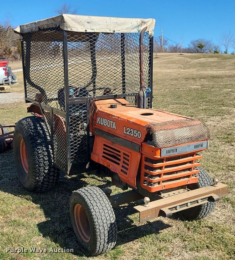 image for item JG9415 Kubota L2350F  tractor