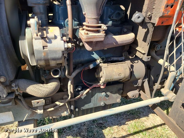 image for item JG9415 Kubota L2350F  tractor