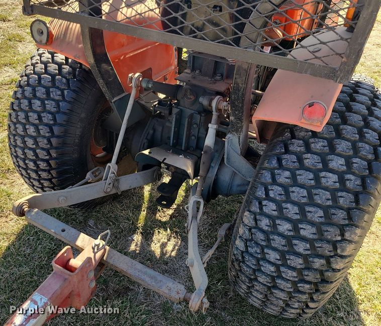 image for item JG9415 Kubota L2350F  tractor