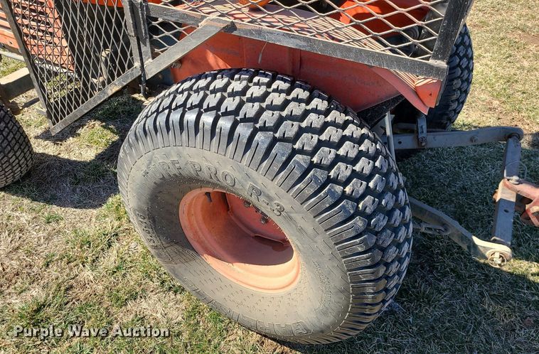 image for item JG9415 Kubota L2350F  tractor