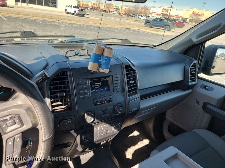 image for item JG9416 2016 Ford F150 XL  SuperCab pickup truck