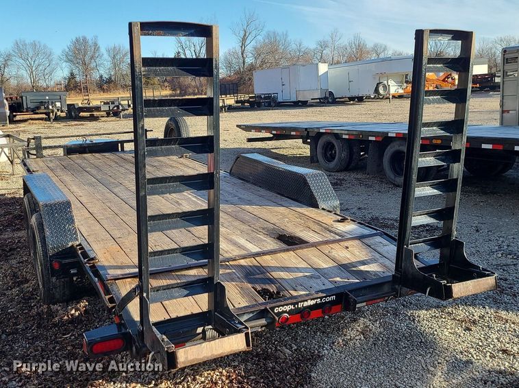 image for item JG9419 2015 Load Trail  equipment trailer