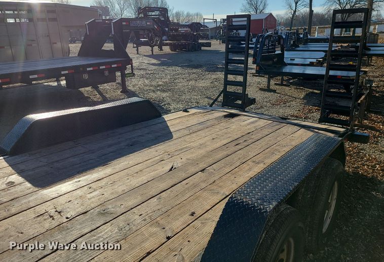 image for item JG9419 2015 Load Trail  equipment trailer