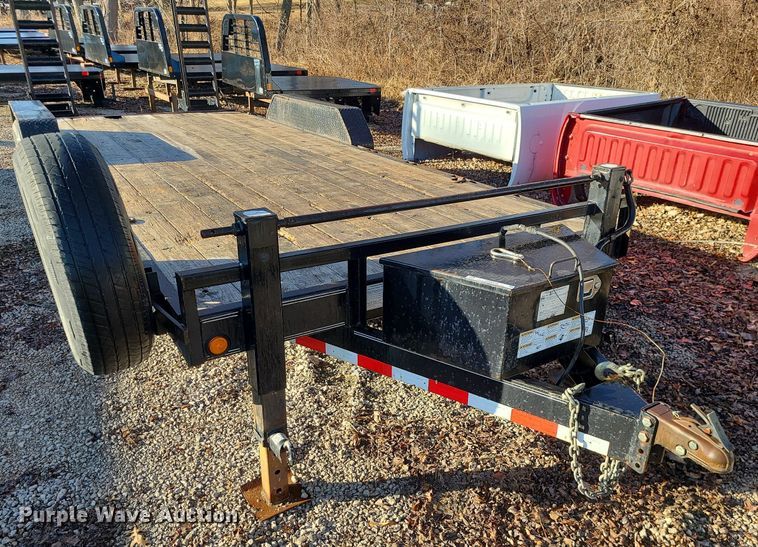 image for item JG9419 2015 Load Trail  equipment trailer