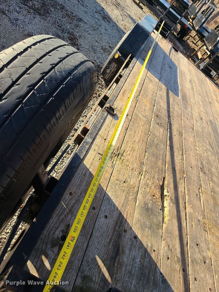 image for item JG9419 2015 Load Trail  equipment trailer