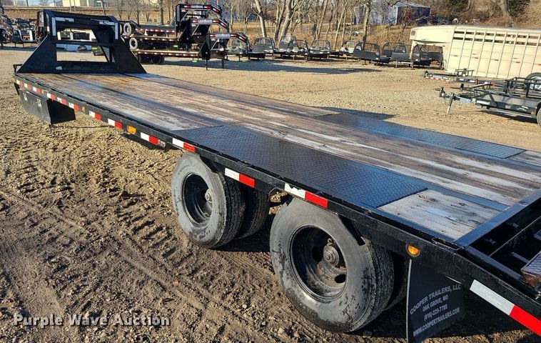 image for item JG9420 2019 Load Trail  equipment trailer