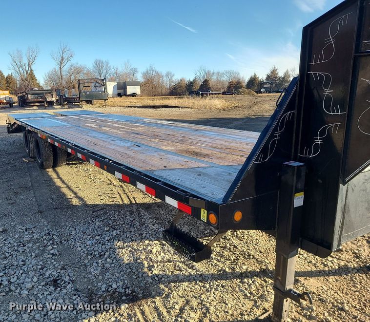 image for item JG9420 2019 Load Trail  equipment trailer