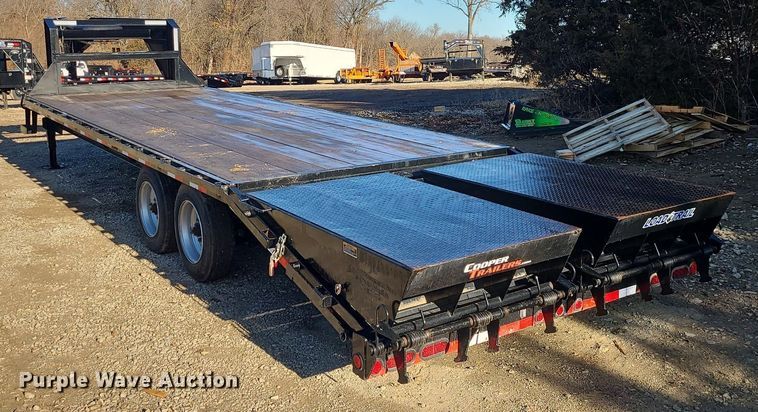 image for item JG9421 2021 Load Trail  equipment trailer