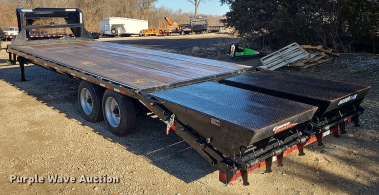 image for item JG9421 2021 Load Trail  equipment trailer