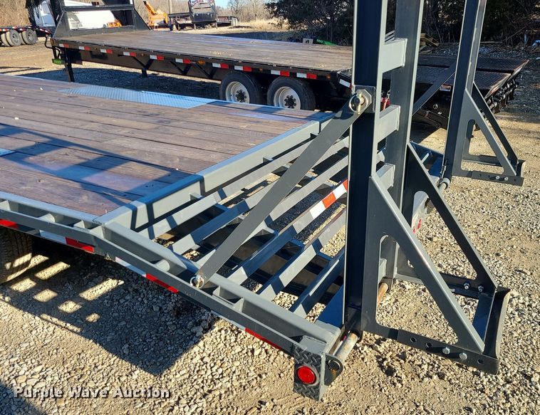 image for item JG9422 2021 PJ  equipment trailer