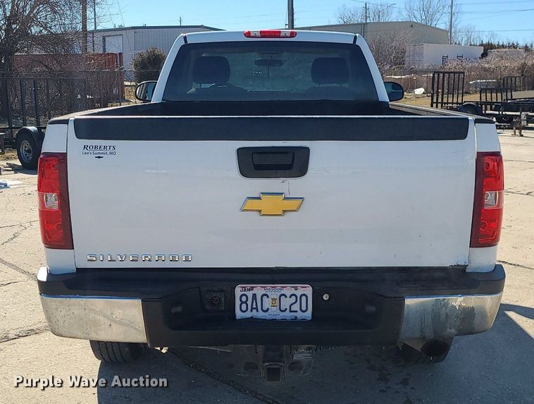 image for item JG9428 2013 Chevrolet Silverado 2500HD  pickup truck