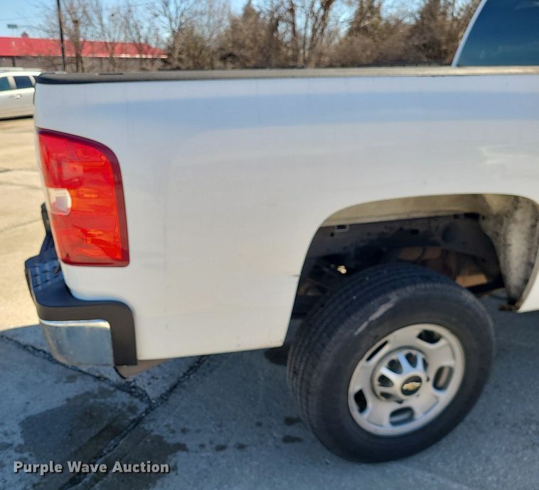 image for item JG9428 2013 Chevrolet Silverado 2500HD  pickup truck
