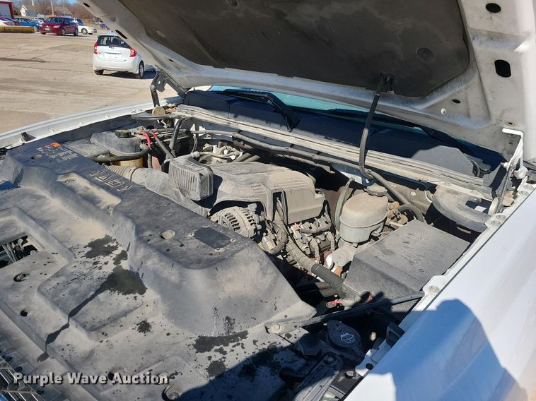 image for item JG9428 2013 Chevrolet Silverado 2500HD  pickup truck