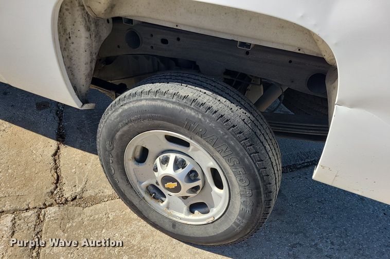 image for item JG9428 2013 Chevrolet Silverado 2500HD  pickup truck