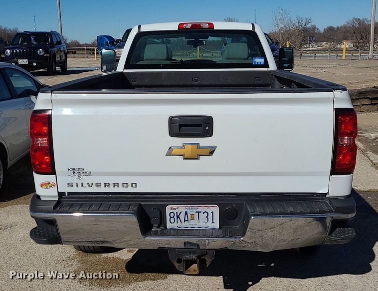 image for item JG9429 2017 Chevrolet Silverado 2500HD  pickup truck