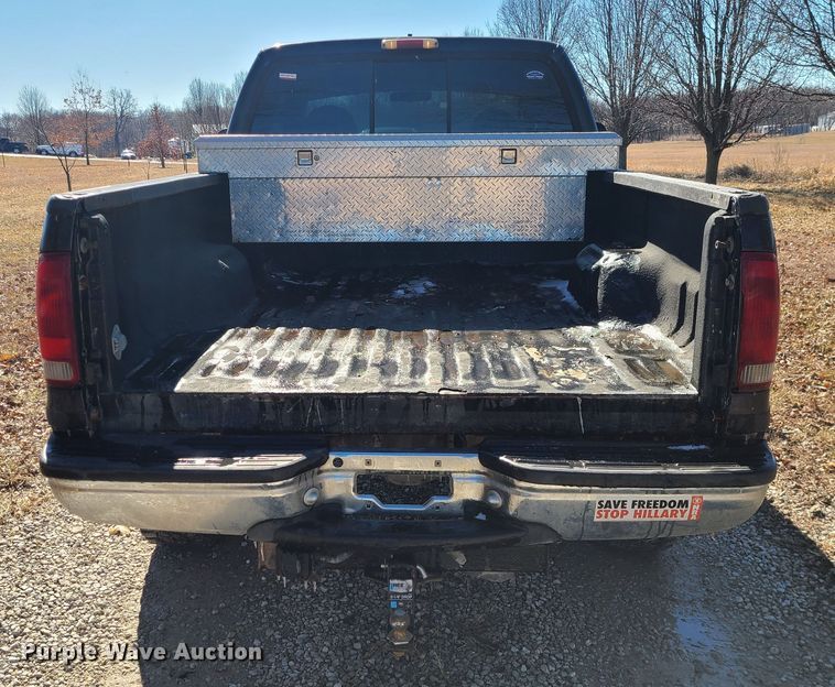 image for item JG9432 2000 Ford F250 Super Duty  SuperCab pickup truck