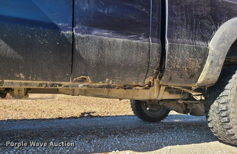 image for item JG9432 2000 Ford F250 Super Duty  SuperCab pickup truck