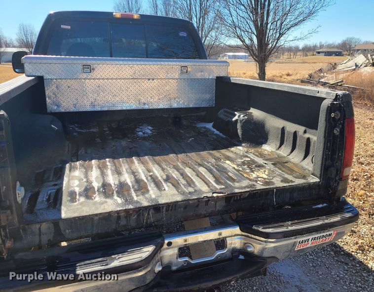 image for item JG9432 2000 Ford F250 Super Duty  SuperCab pickup truck