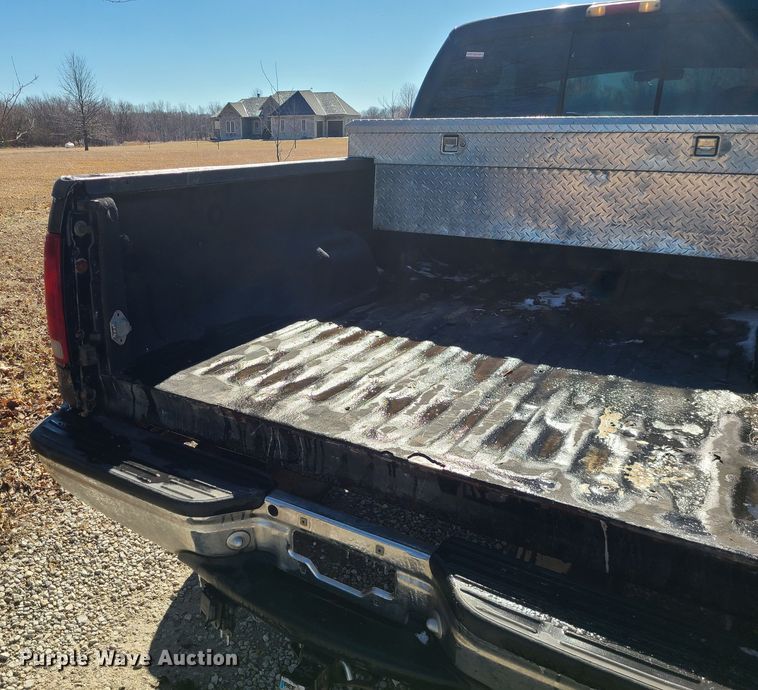 image for item JG9432 2000 Ford F250 Super Duty  SuperCab pickup truck