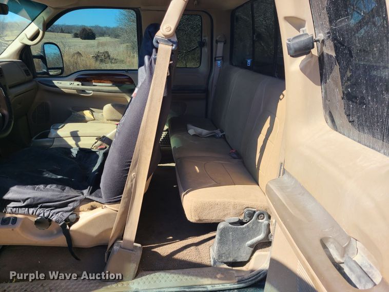 image for item JG9432 2000 Ford F250 Super Duty  SuperCab pickup truck