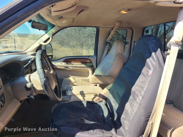 image for item JG9432 2000 Ford F250 Super Duty  SuperCab pickup truck